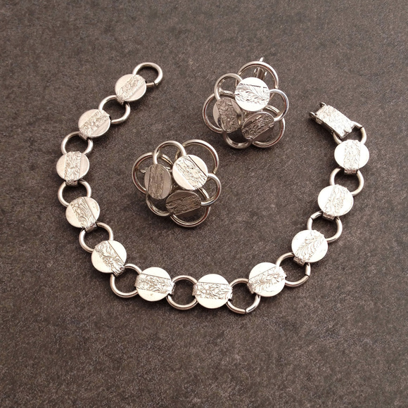 Sarah Coventry Jewelry - Vintage 1959 Simple Bracelet and Earring Set